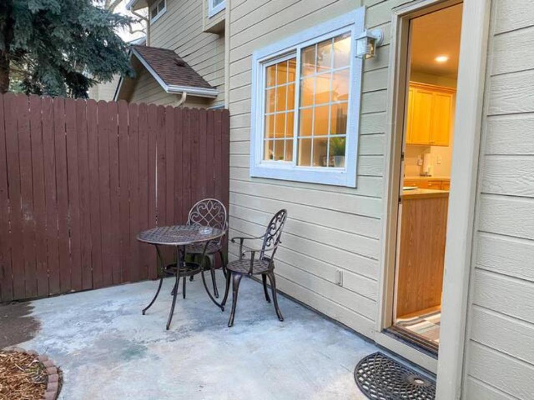 The Getaway Se Boise Condo Across The Street From Greenbelt, Bown Crossing And Boise River 3Bd 3Bath, 4 Beds! Lovely, Homey, Dining Table Seats 6 Exterior foto